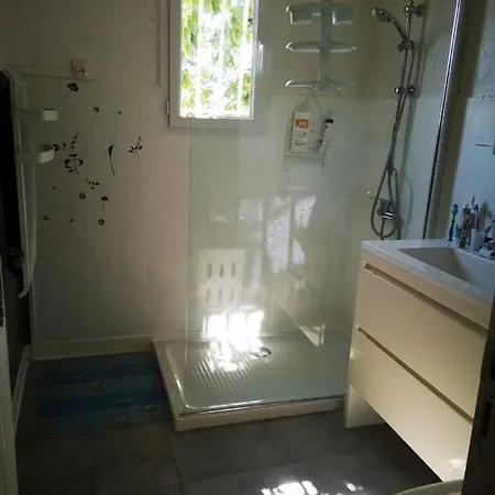 Maison De Village Avec Jardin Privatif *