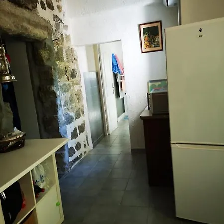 Maison De Village Avec Jardin Privatif *